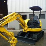 Komatsu After panel &refinish 